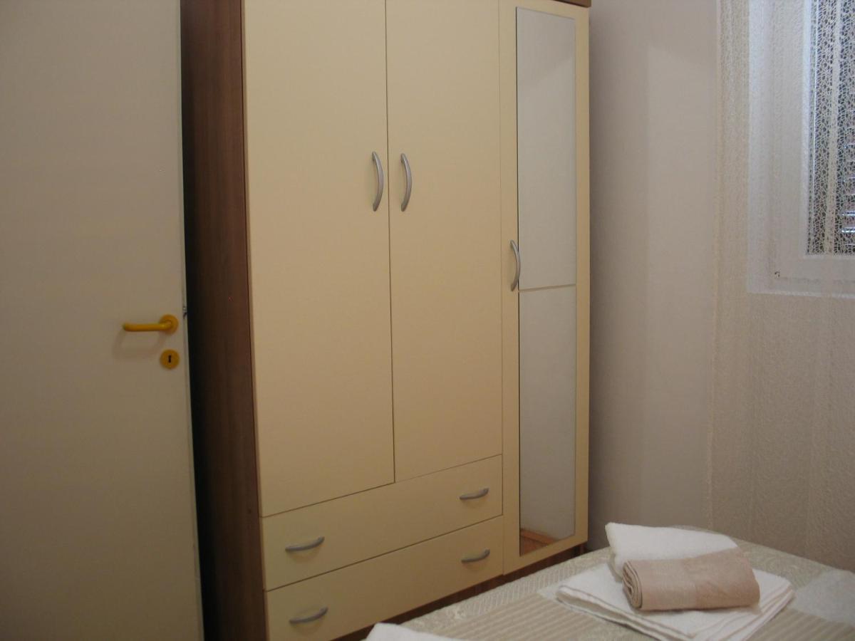 Apartmani Kunteja Pag Town Exterior foto